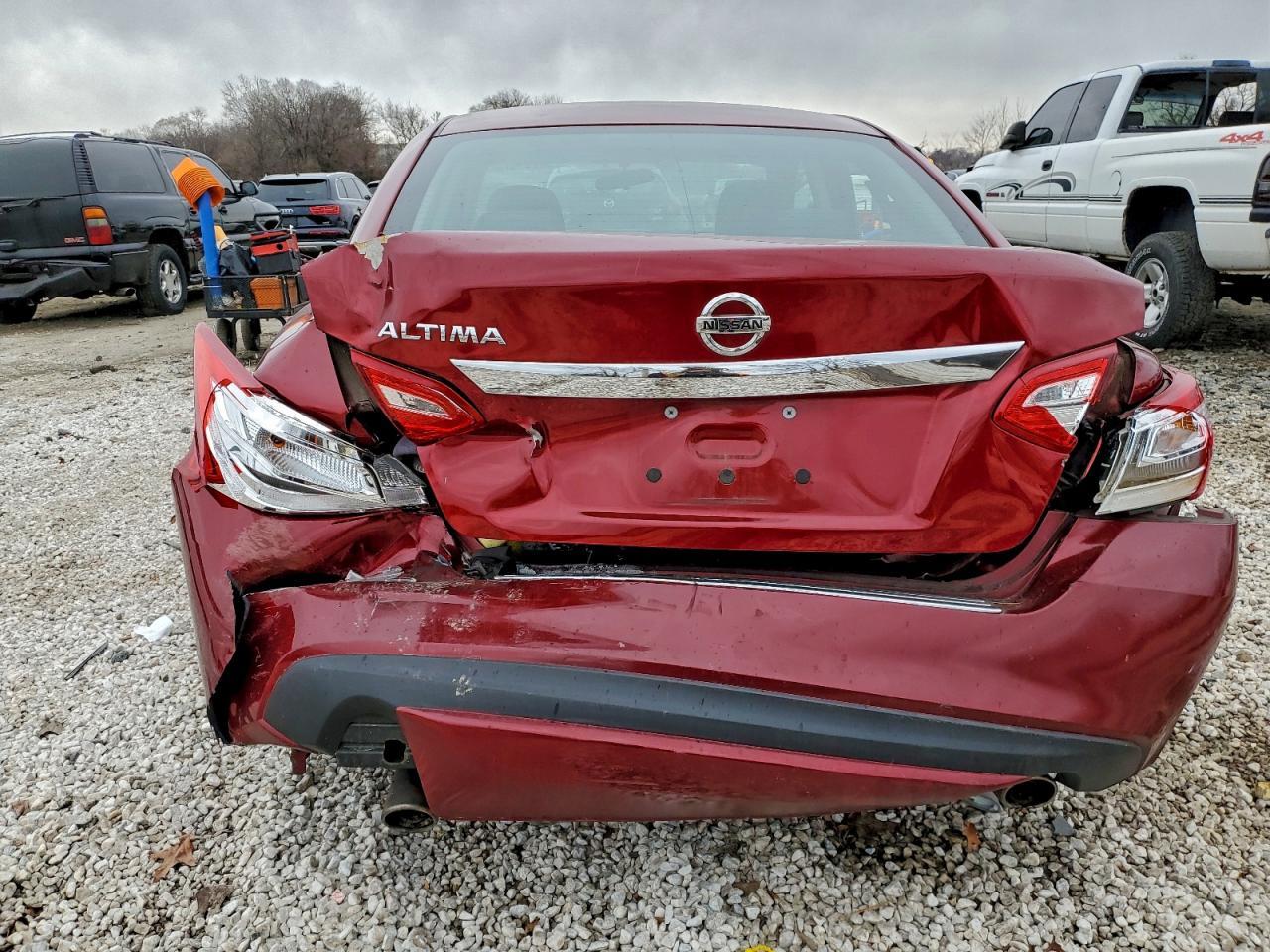 2017 NISSAN ALTIMA