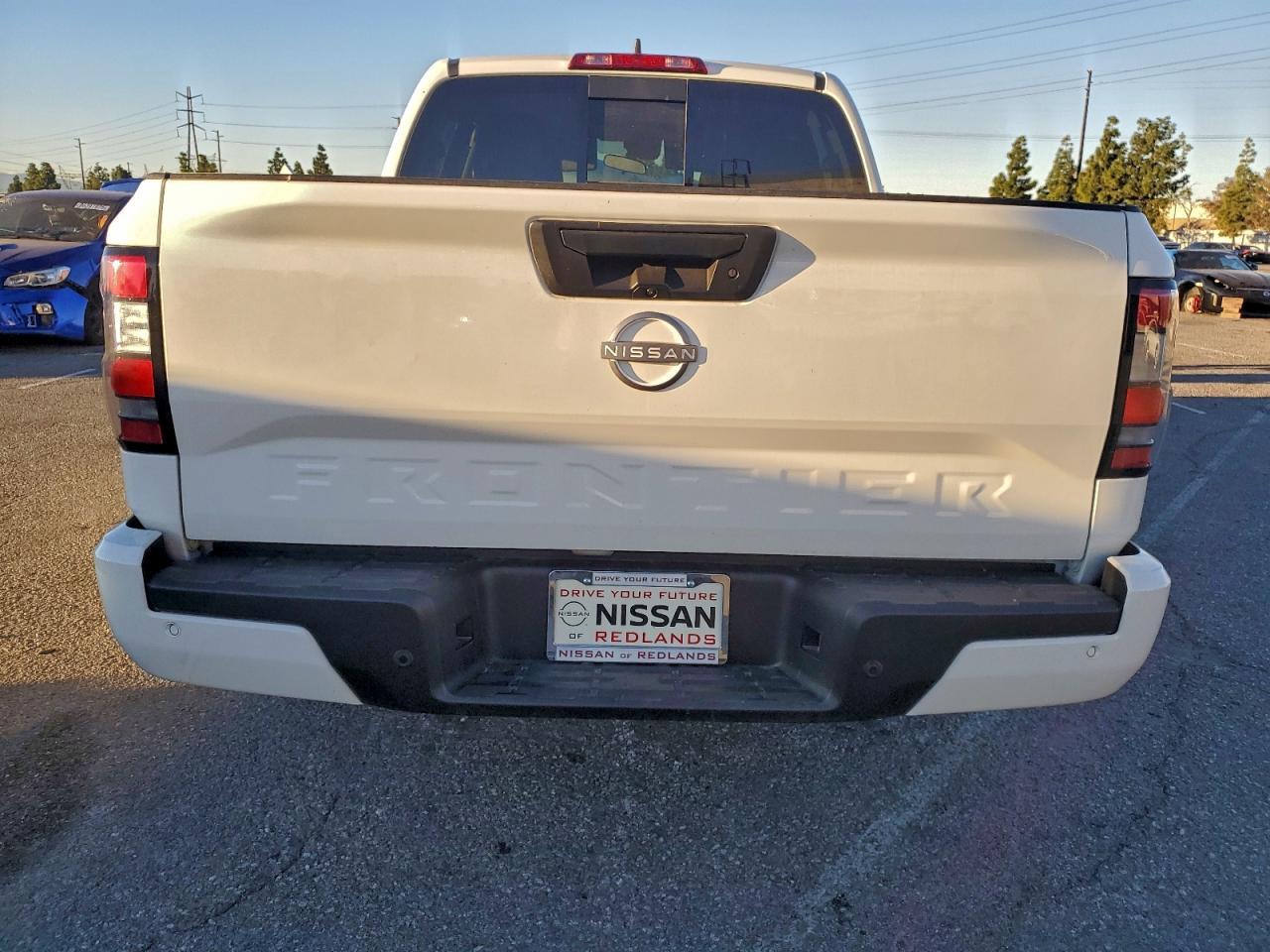 2025 NISSAN Frontier