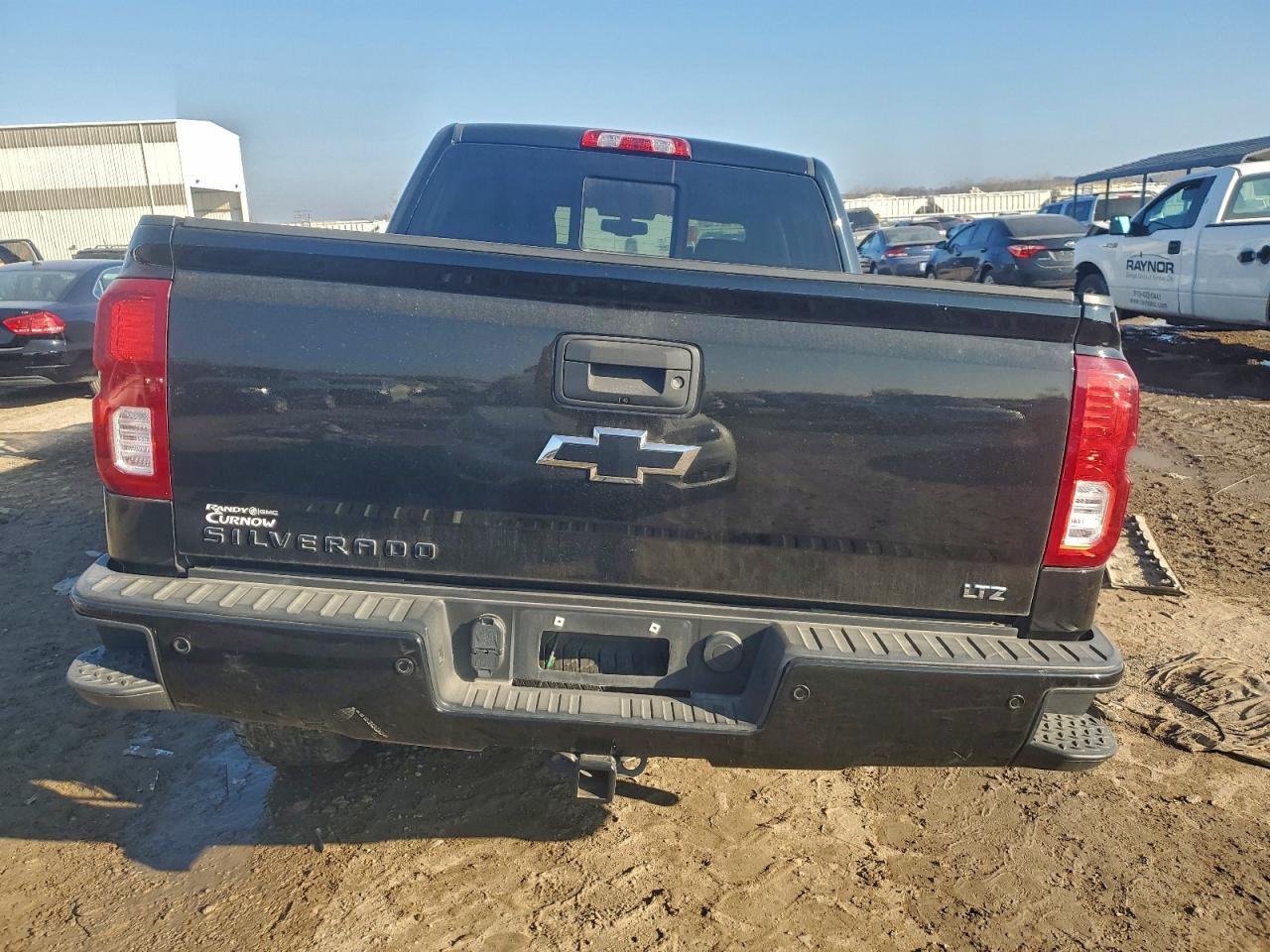 2018 CHEVROLET Silverado