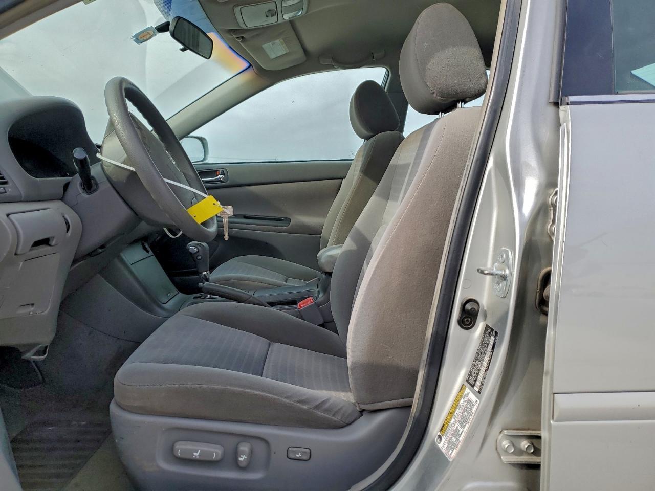 2005 TOYOTA CAMRY