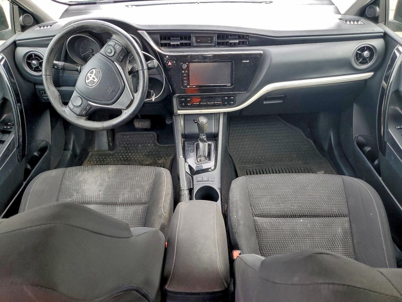 2017 TOYOTA COROLLA