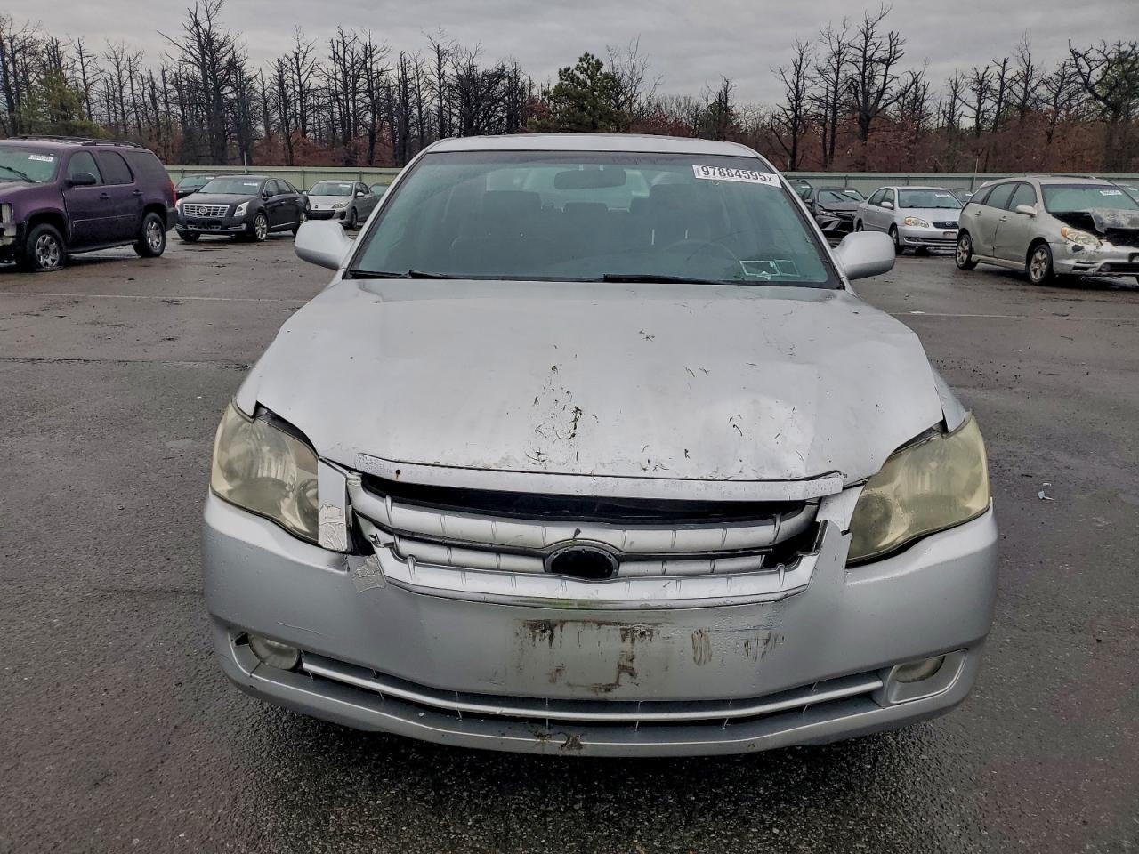 2006 TOYOTA Avalon