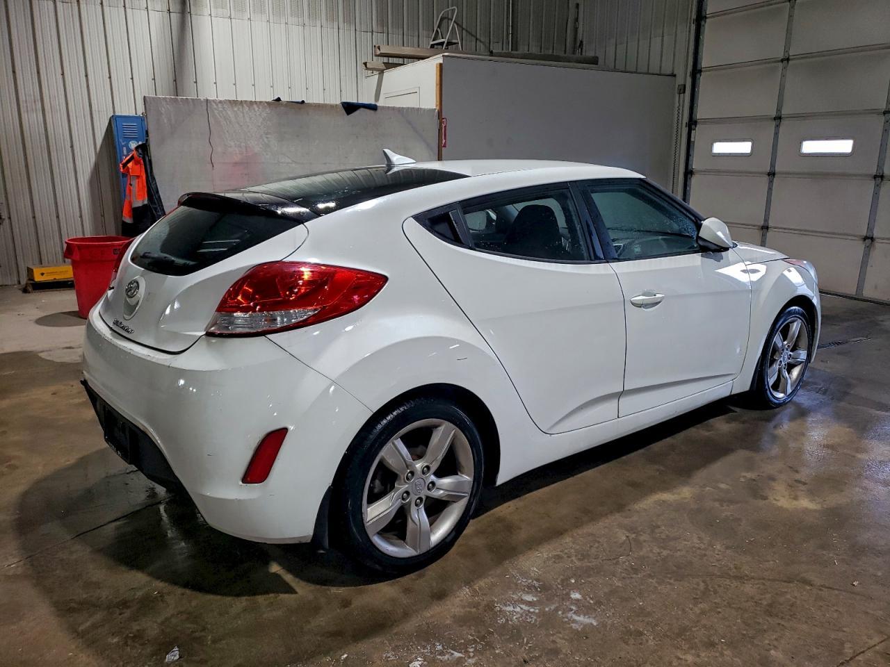 2013 HYUNDAI VELOSTER