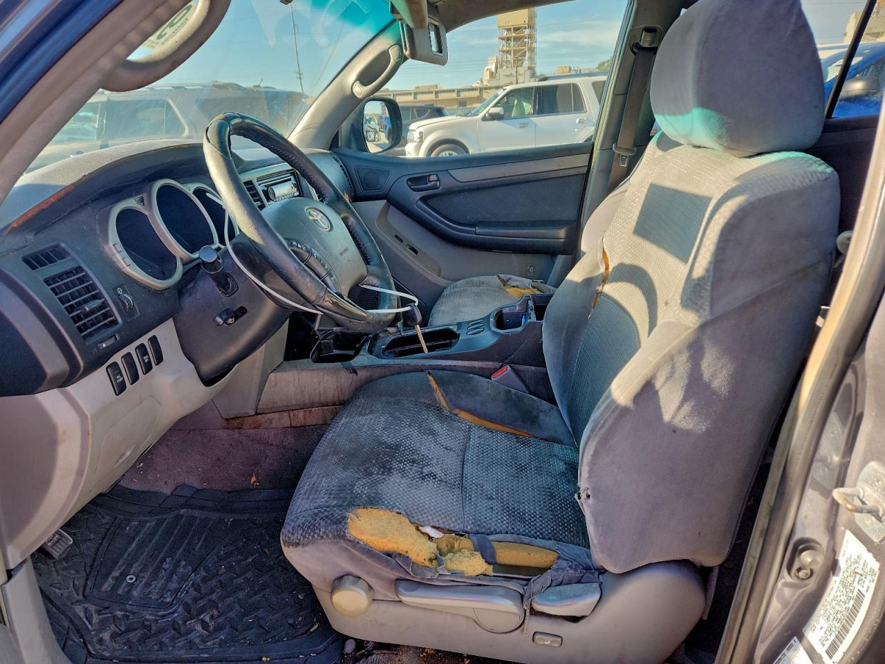 2004 TOYOTA 4Runner