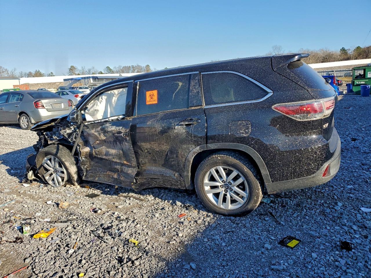 2016 TOYOTA HIGHLANDER