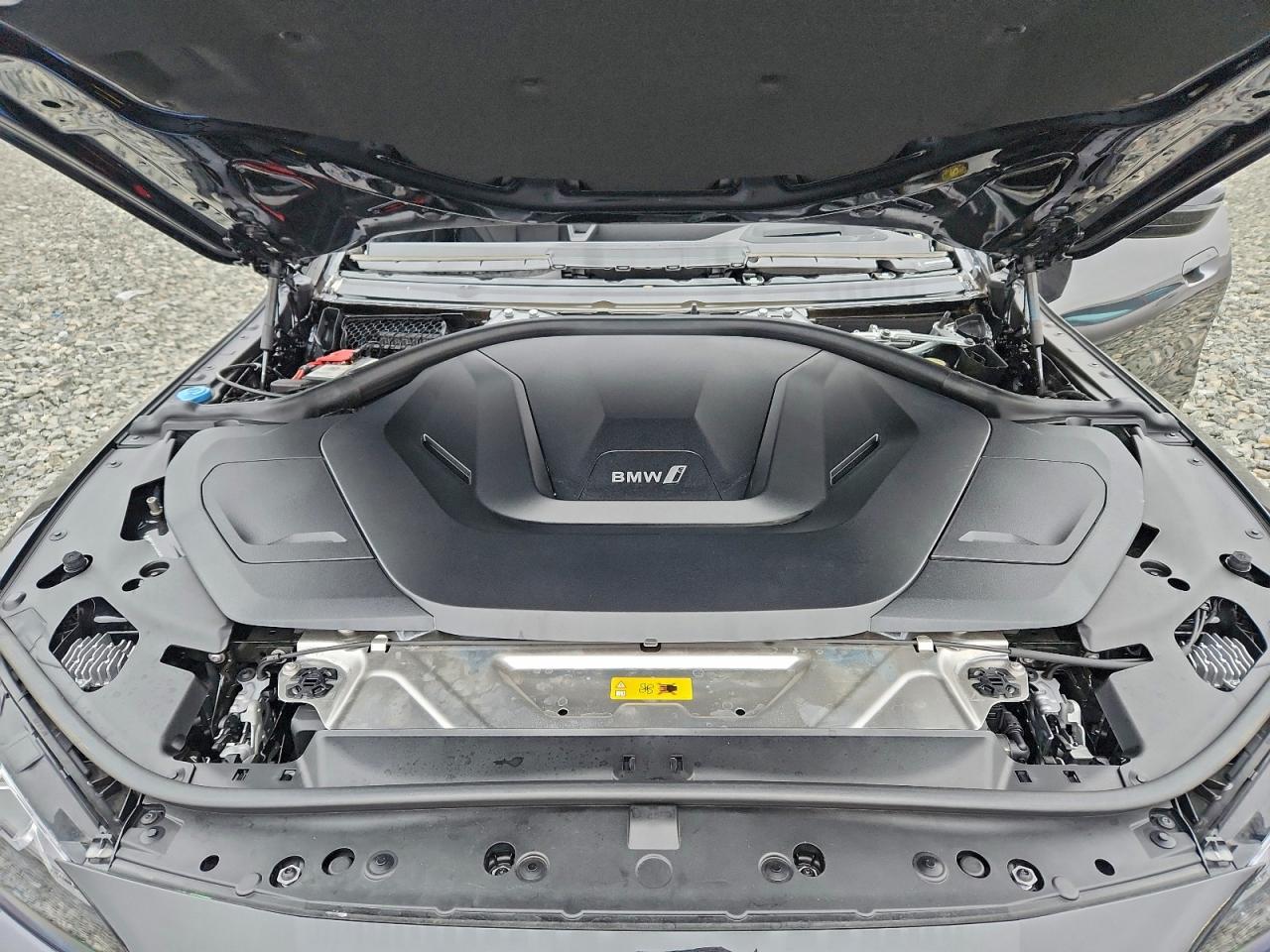 2023 BMW i4