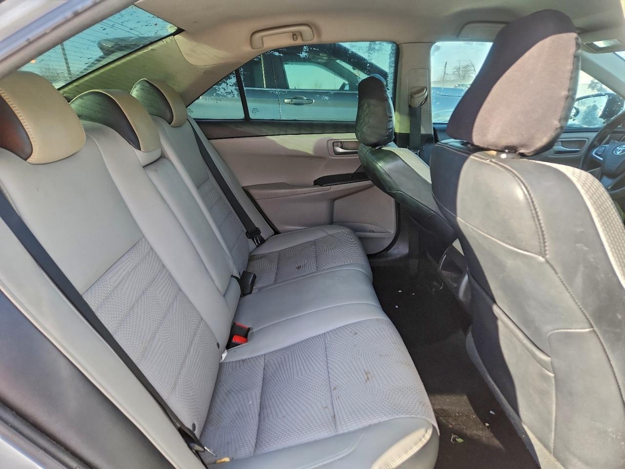 2016 TOYOTA CAMRY