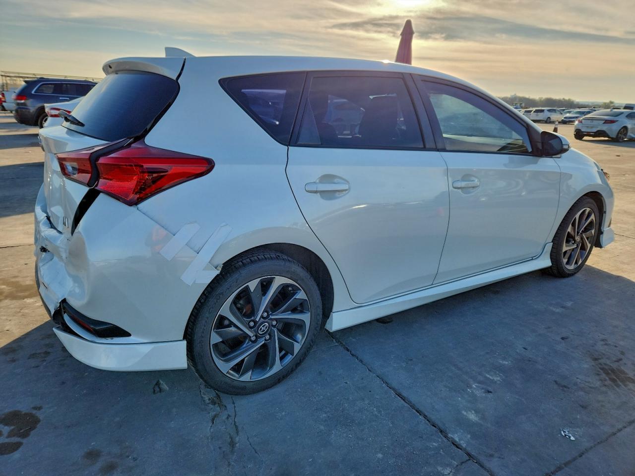 2016 TOYOTA SCION