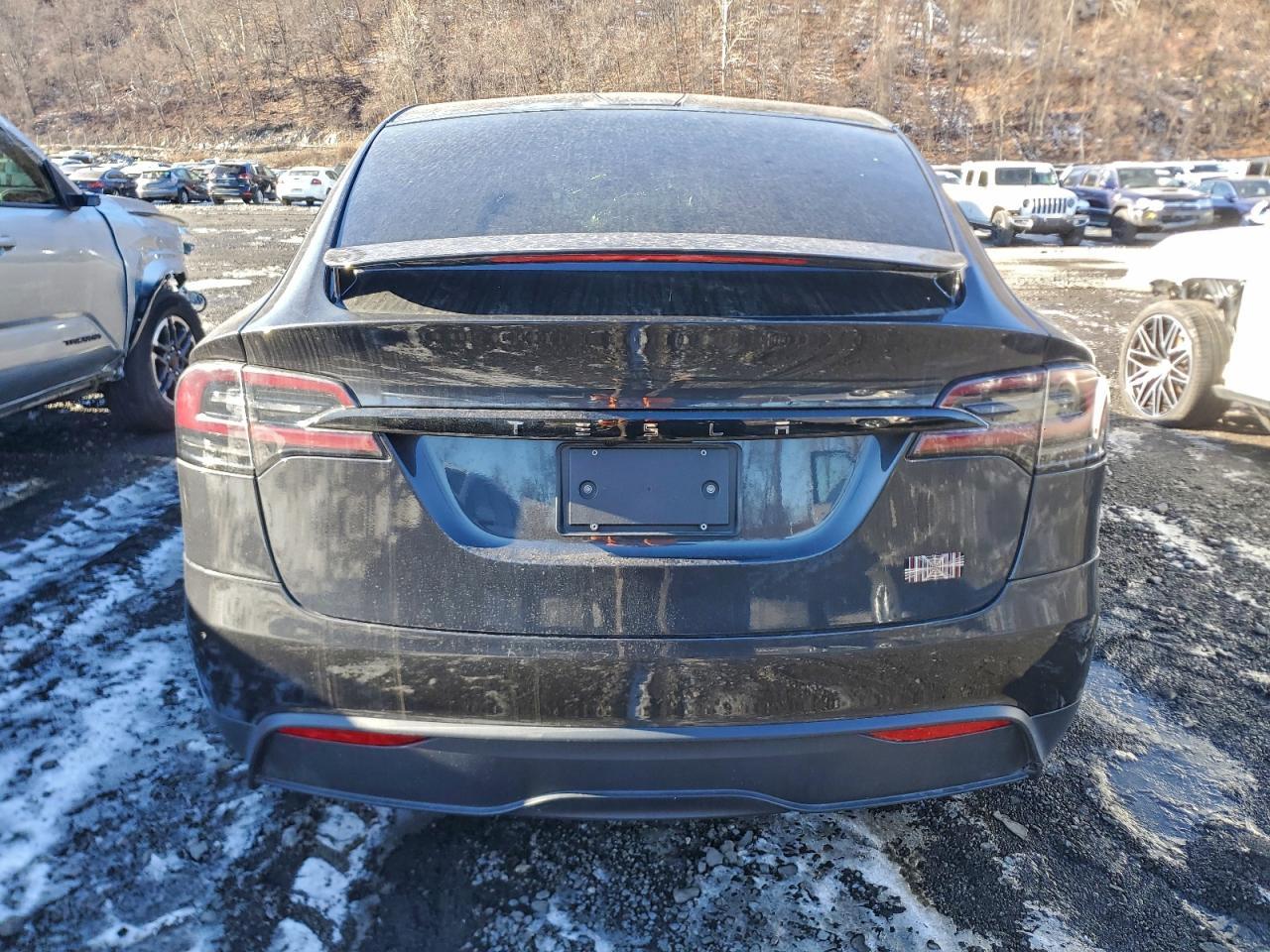 2024 TESLA MODEL X