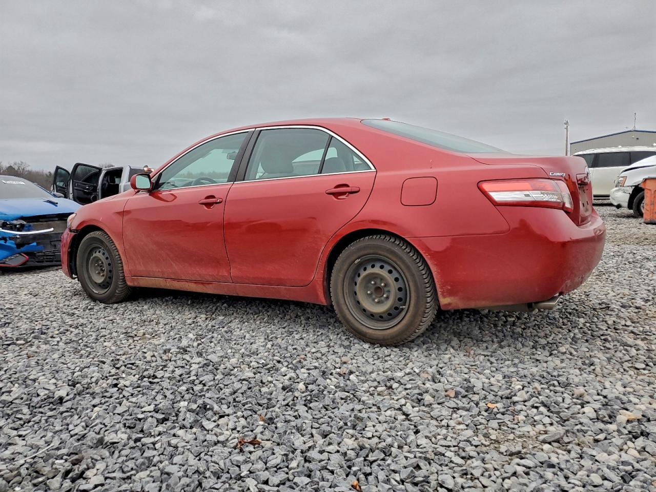 2010 TOYOTA CAMRY