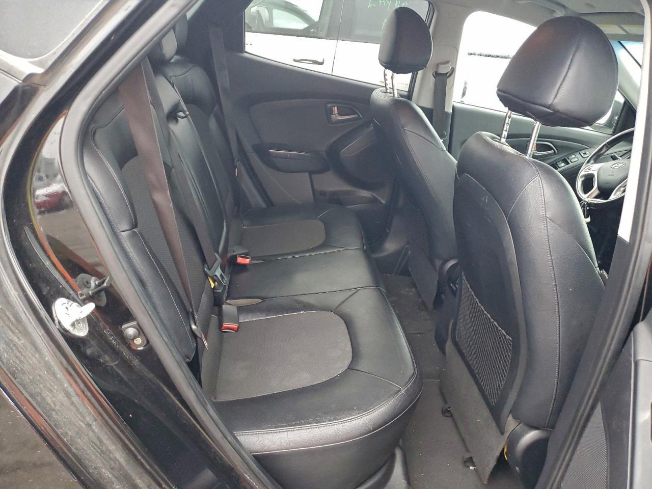 2015 HYUNDAI TUCSON