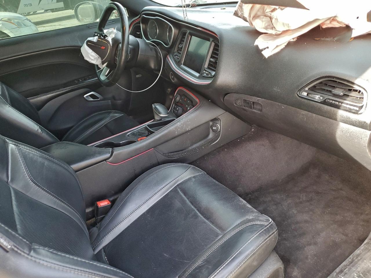2016 DODGE Challenger
