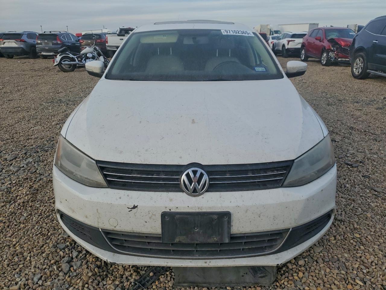 2013 VOLKSWAGEN JETTA