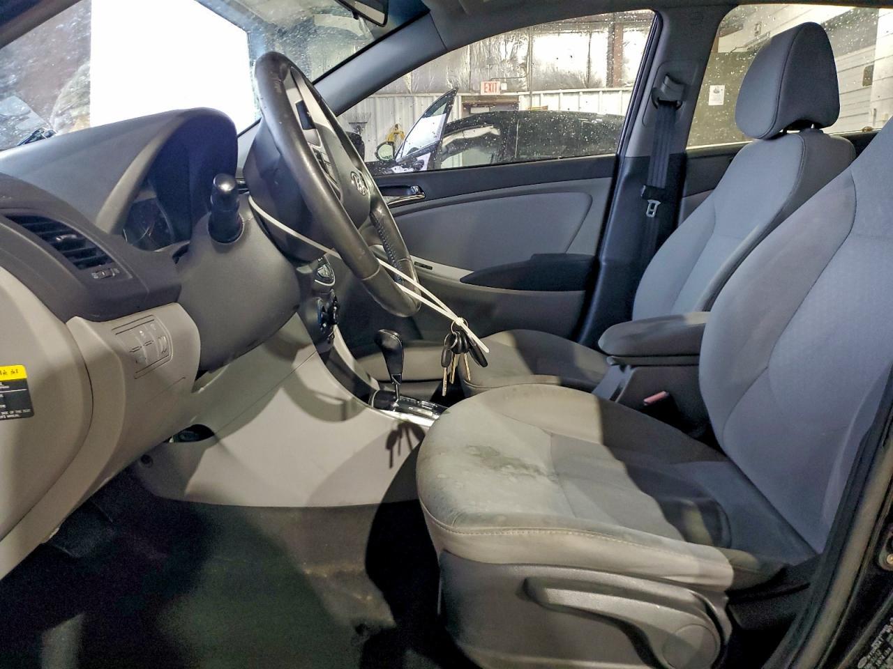 2012 HYUNDAI ACCENT