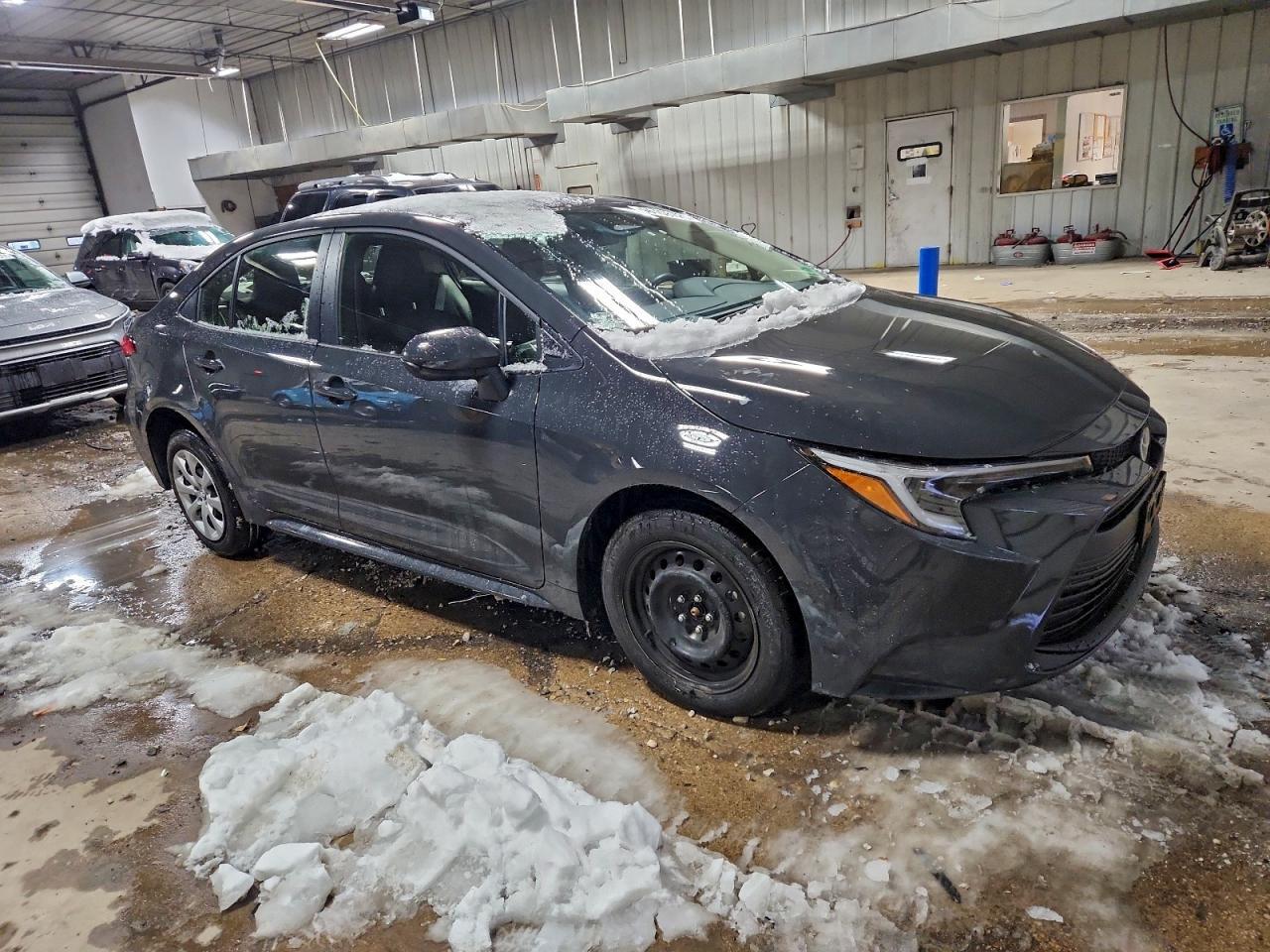 2025 TOYOTA COROLLA