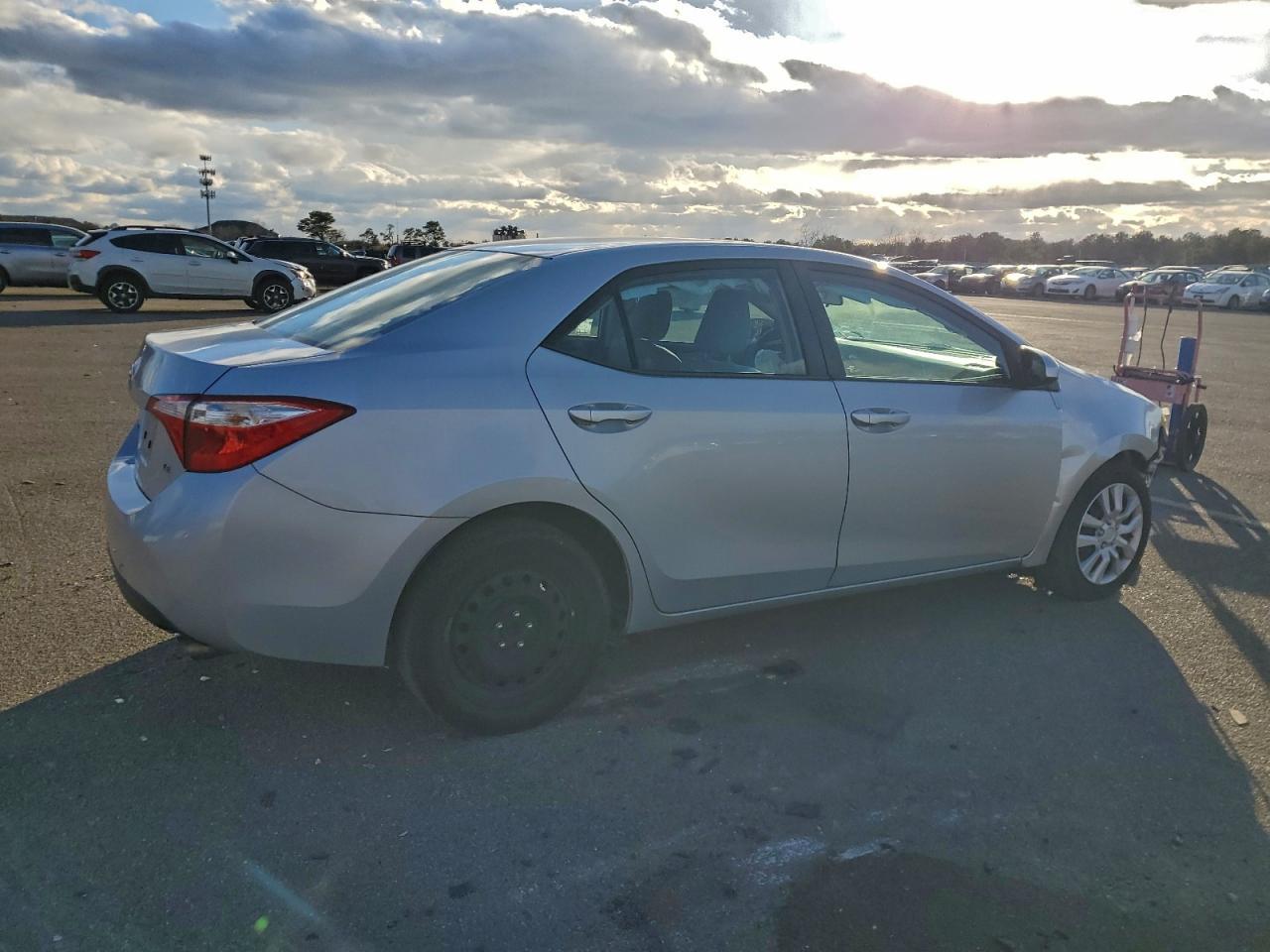 2015 TOYOTA COROLLA