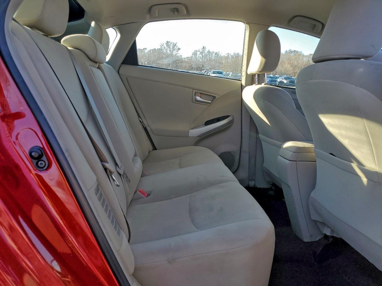 2015 TOYOTA PRIUS