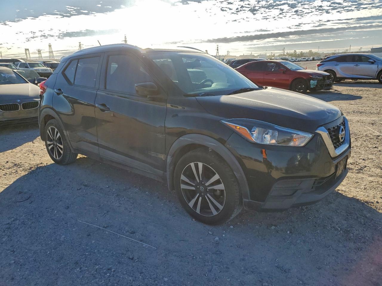 2018 NISSAN KICKS