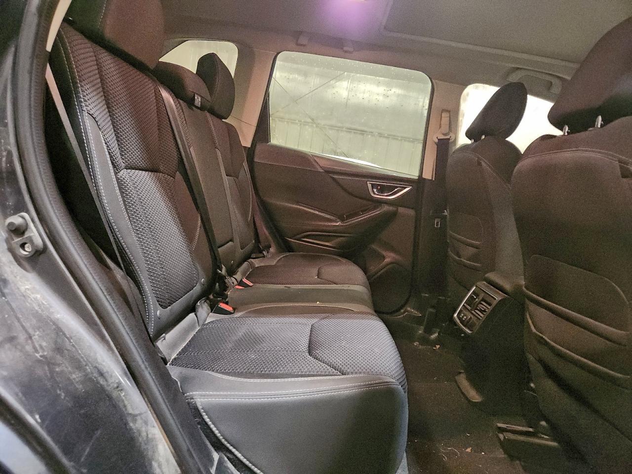 2019 SUBARU FORESTER