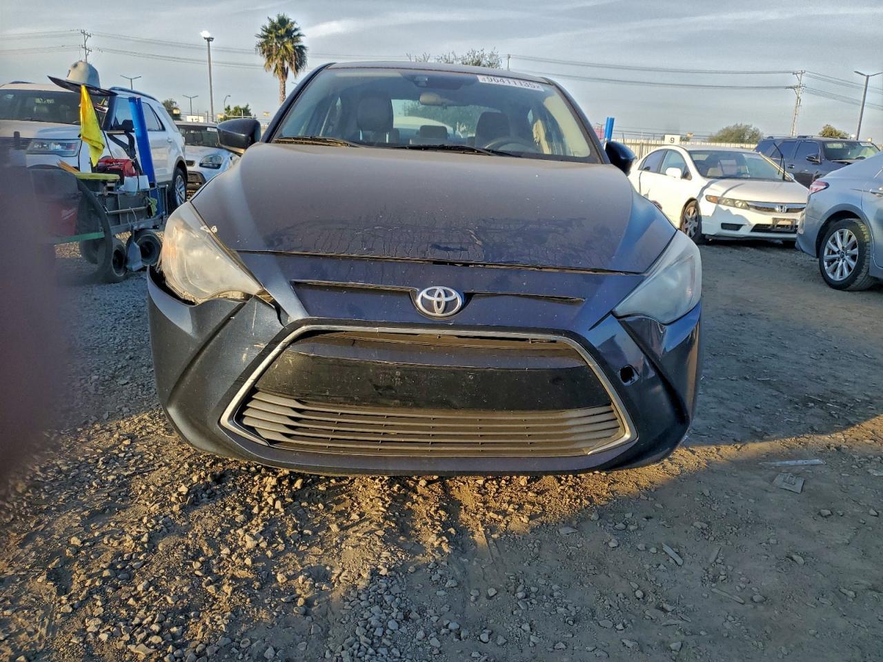 2017 TOYOTA YARIS