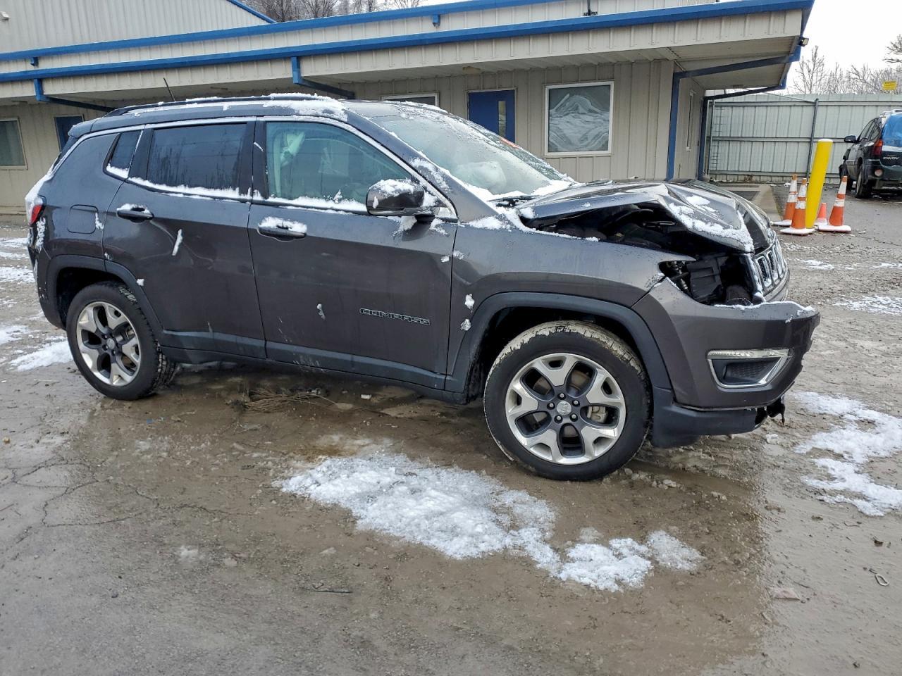 2021 JEEP Compass