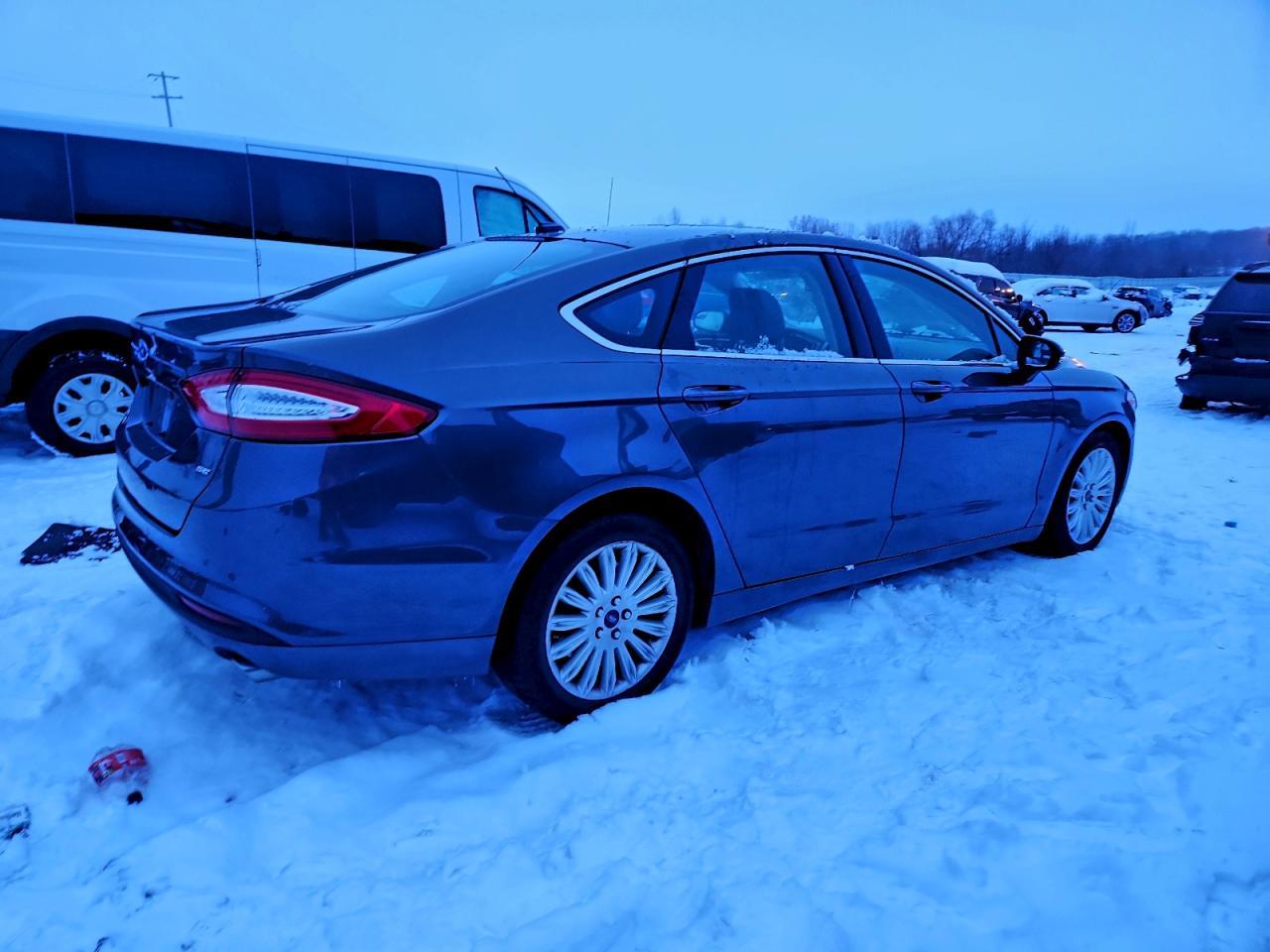 2016 FORD FUSION