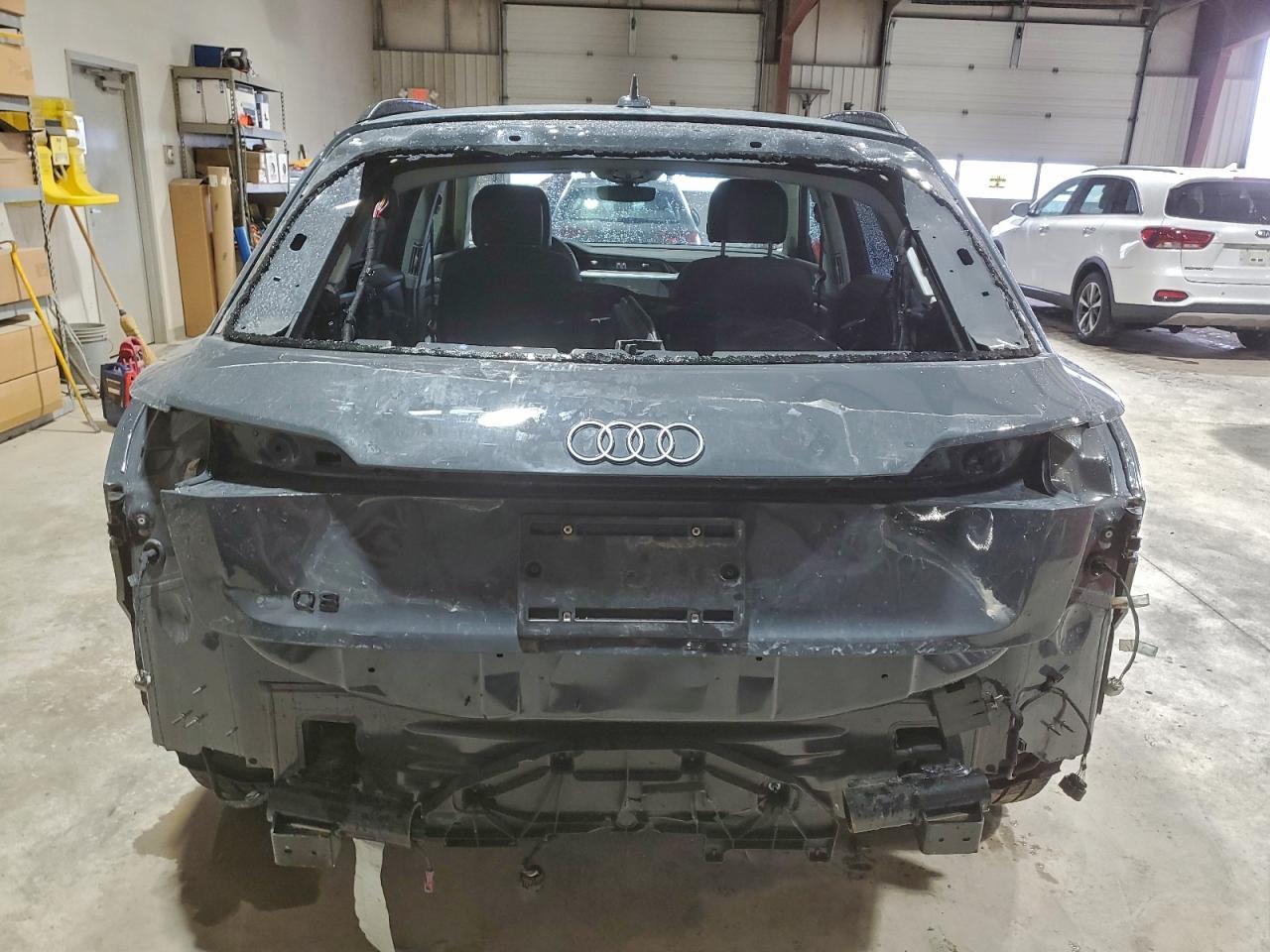 2024 AUDI Q8