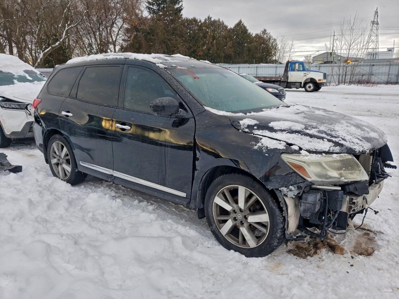 2014 NISSAN PATHFINDER