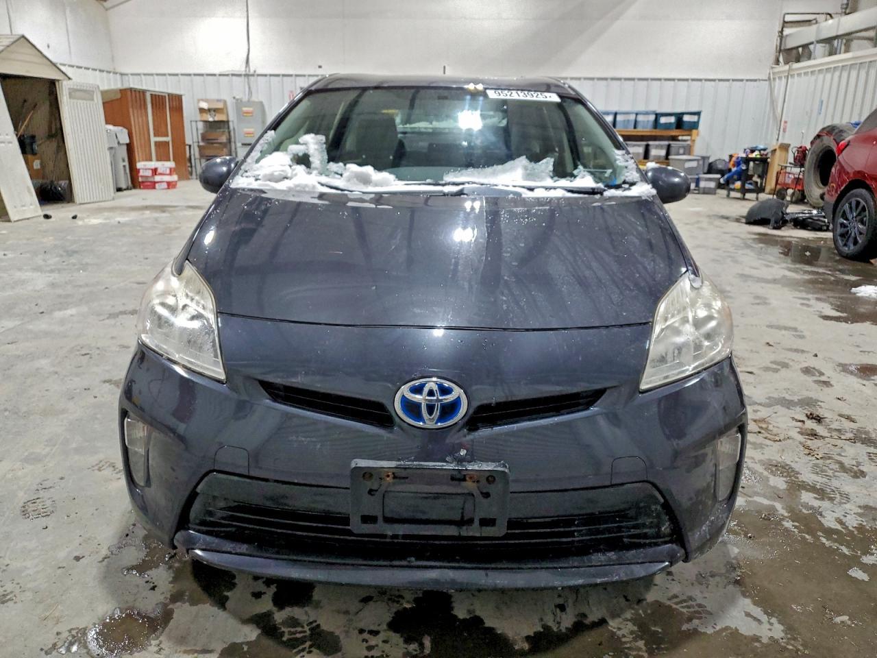 2015 TOYOTA PRIUS