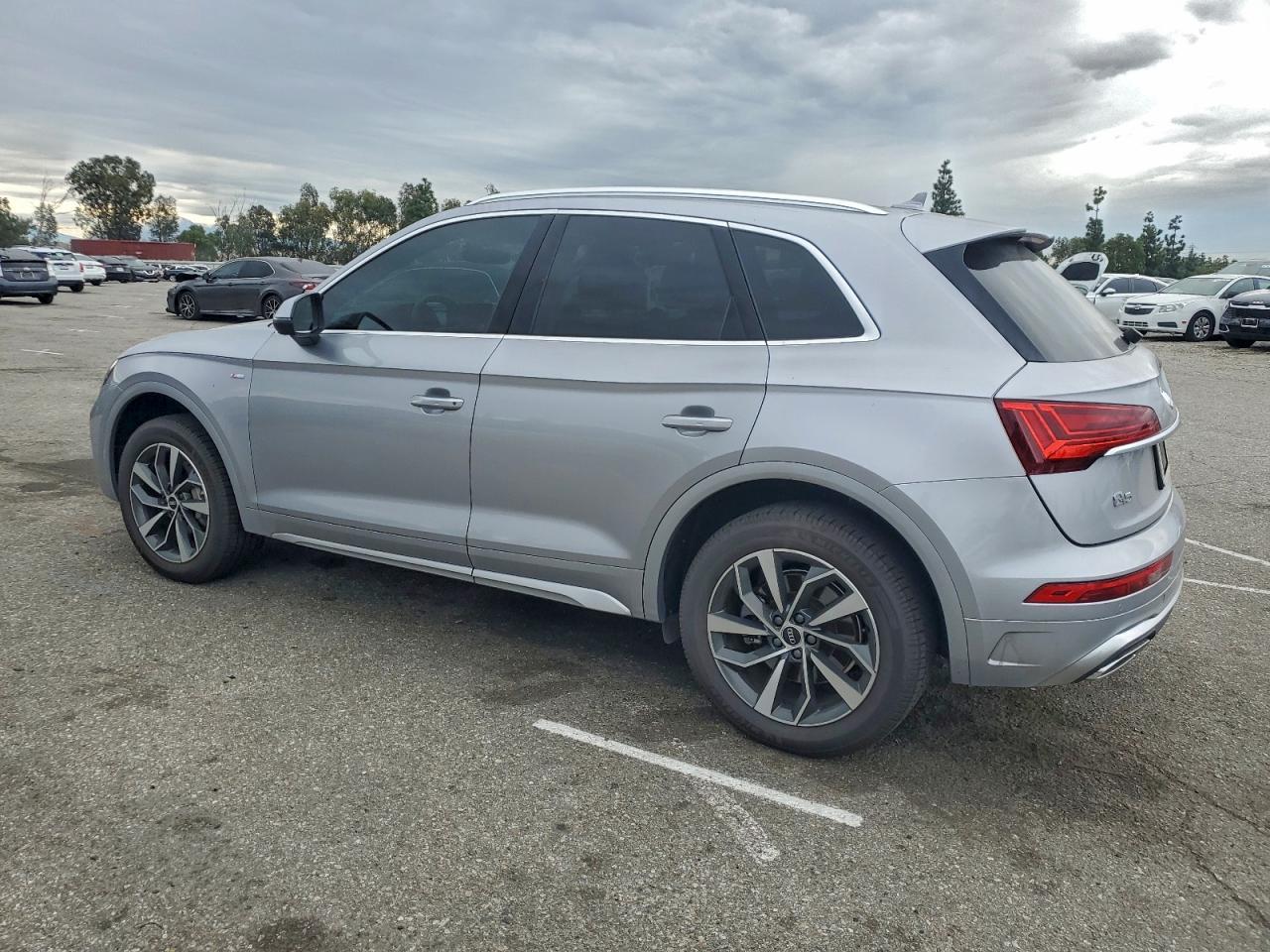 2022 AUDI Q5
