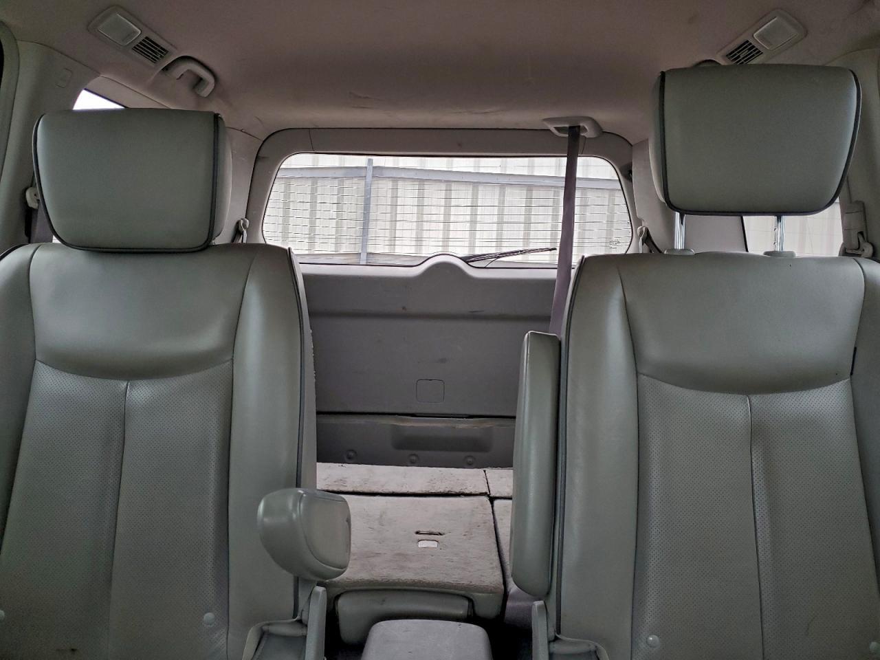 2013 NISSAN Quest