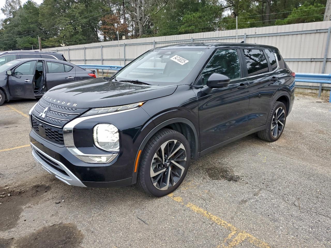 2022 MITSUBISHI outlander