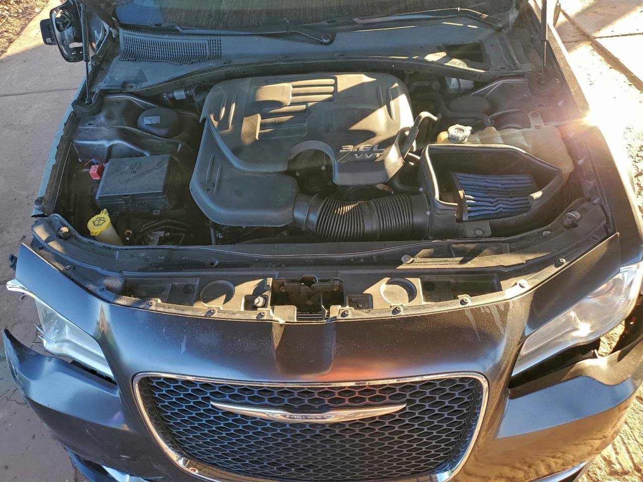 2016 CHRYSLER 300