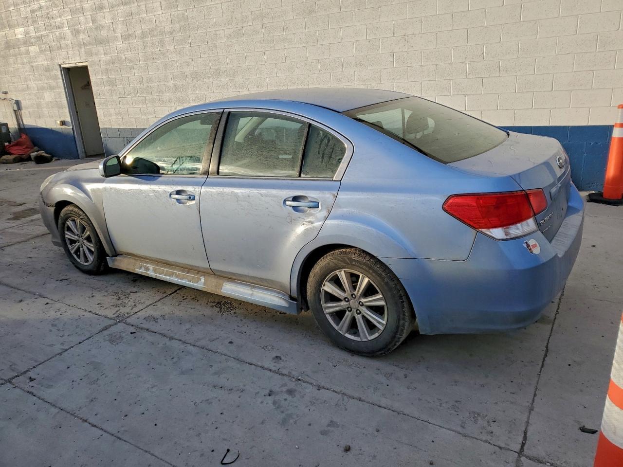 2010 SUBARU Legacy