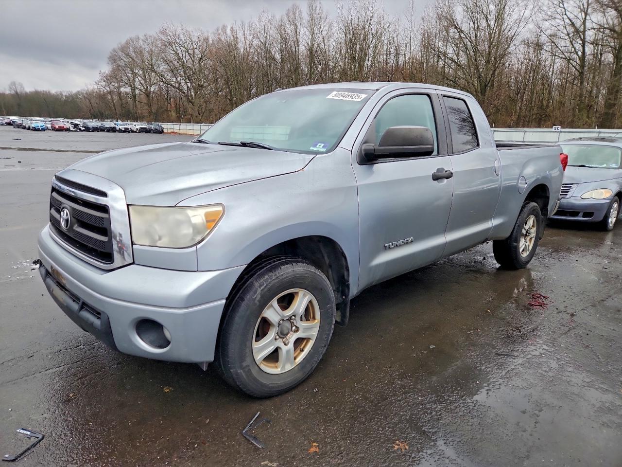 2011 TOYOTA TUNDRA