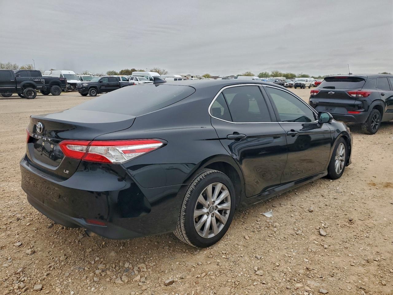 2020 TOYOTA CAMRY