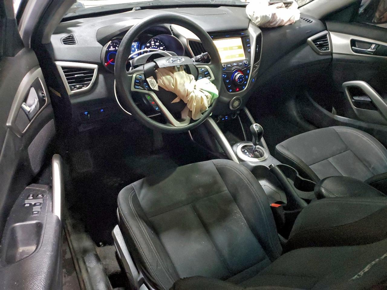 2016 HYUNDAI VELOSTER
