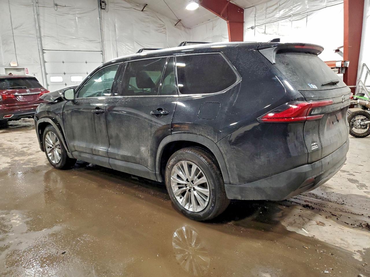 2024 TOYOTA HIGHLANDER