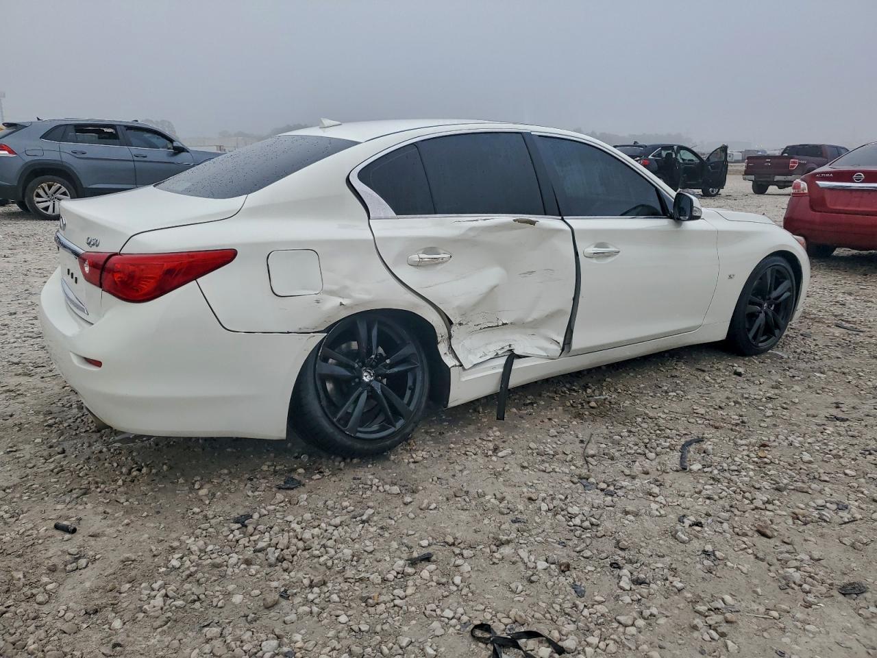 2014 INFINITI Q50