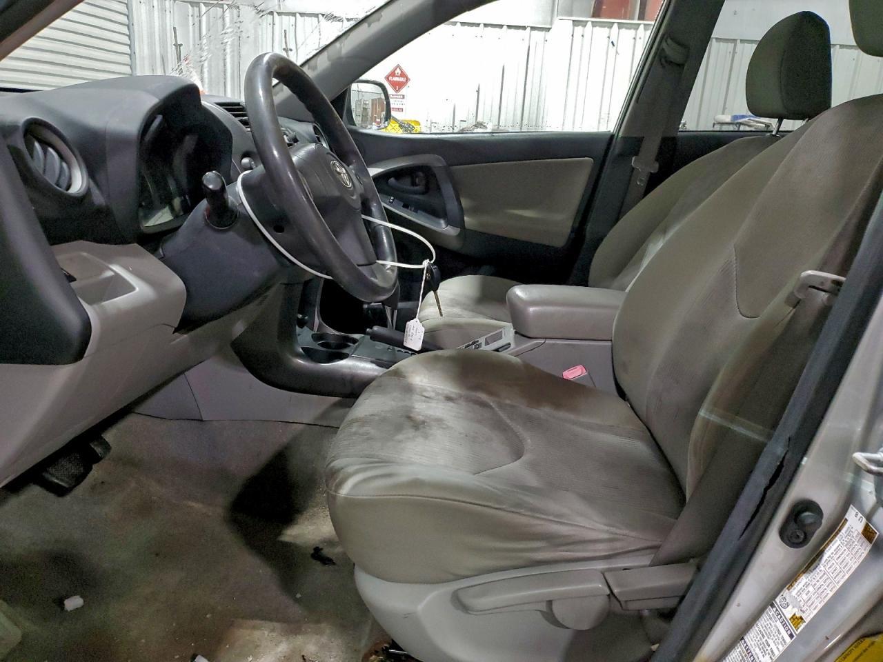 2009 TOYOTA RAV4