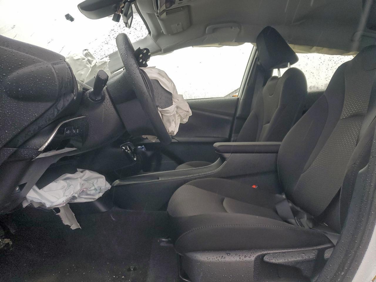 2022 TOYOTA PRIUS