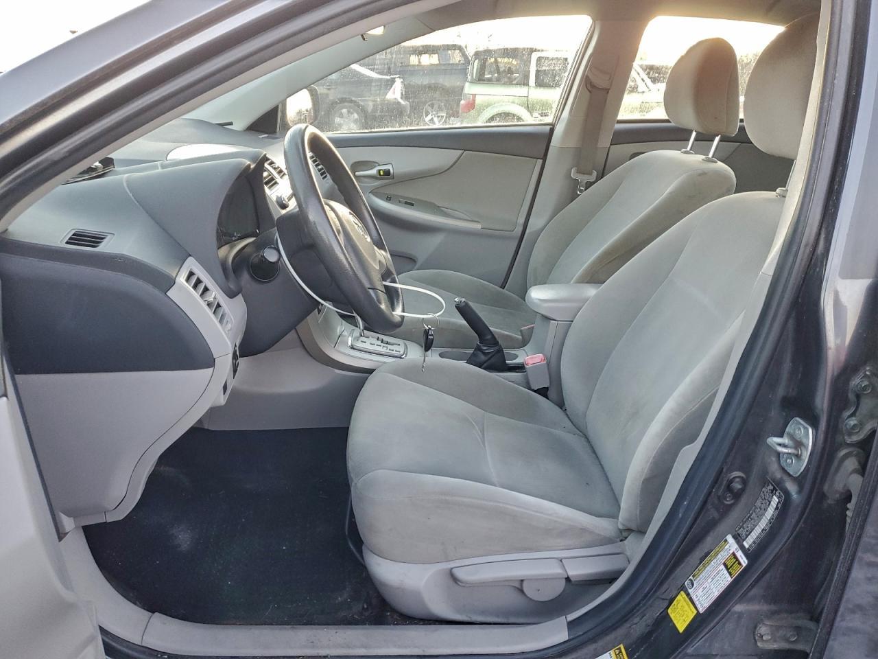 2011 TOYOTA COROLLA
