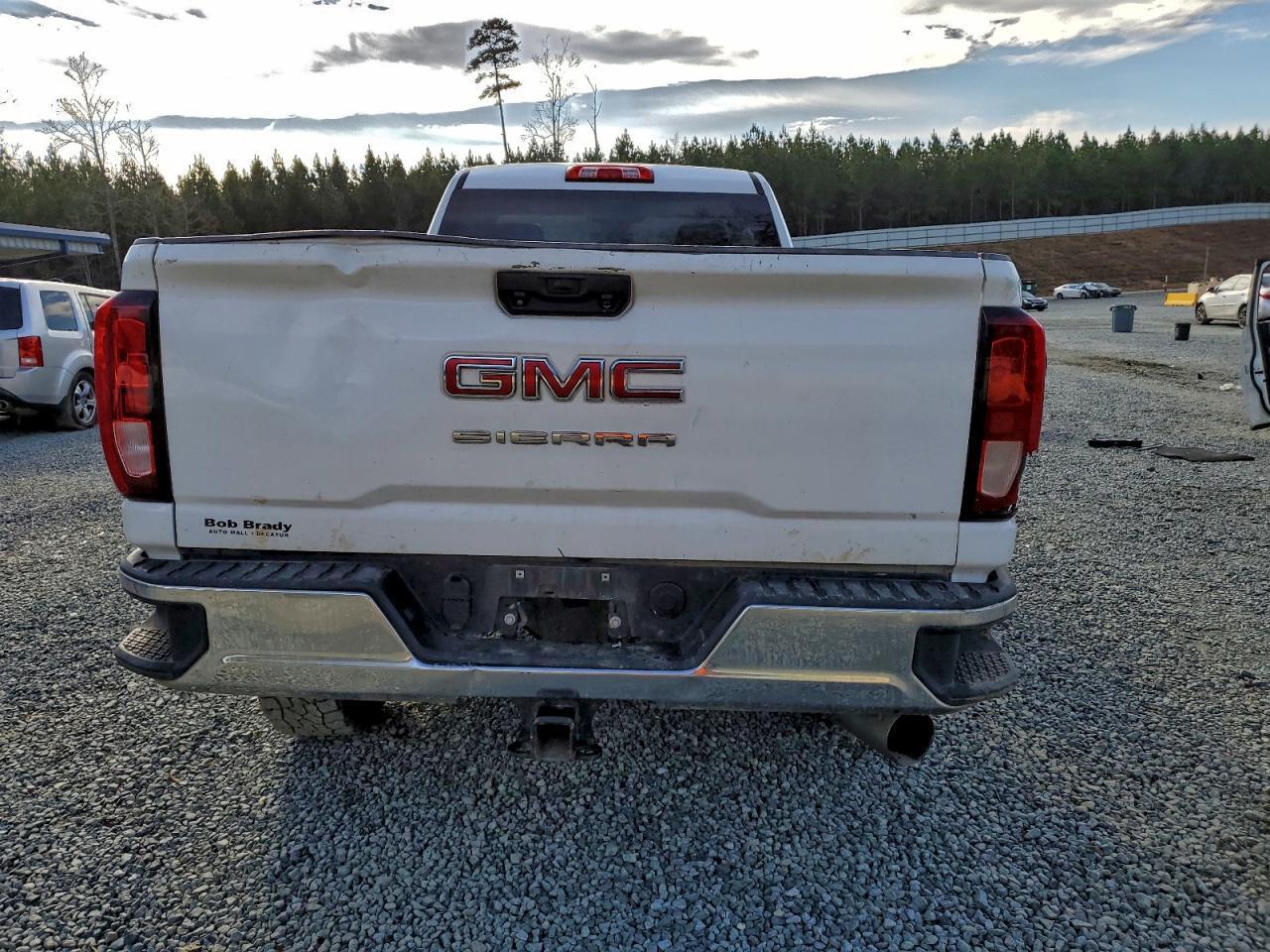 2024 GMC Sierra