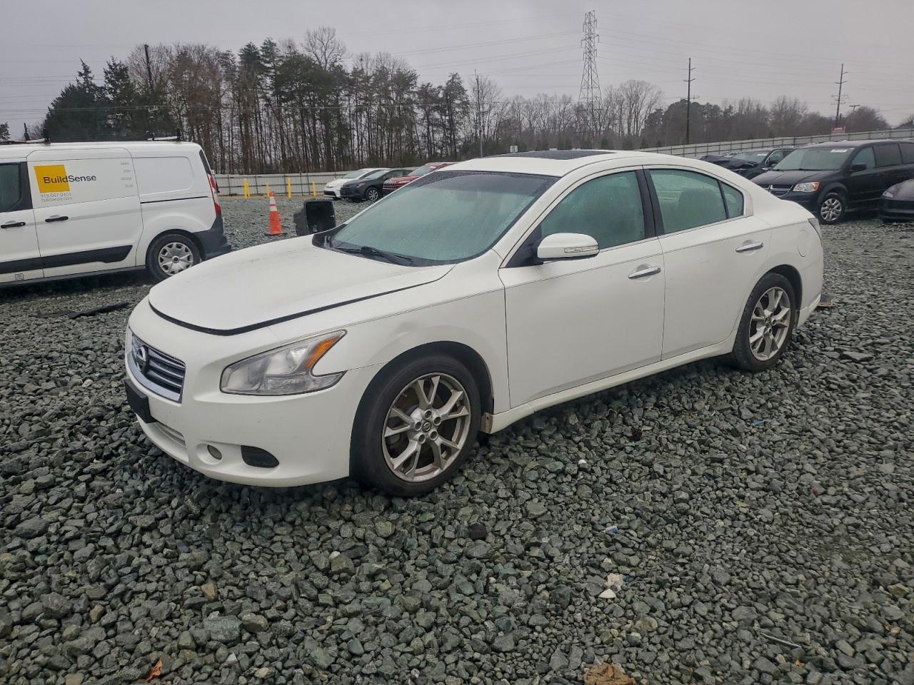 2014 NISSAN Maxima
