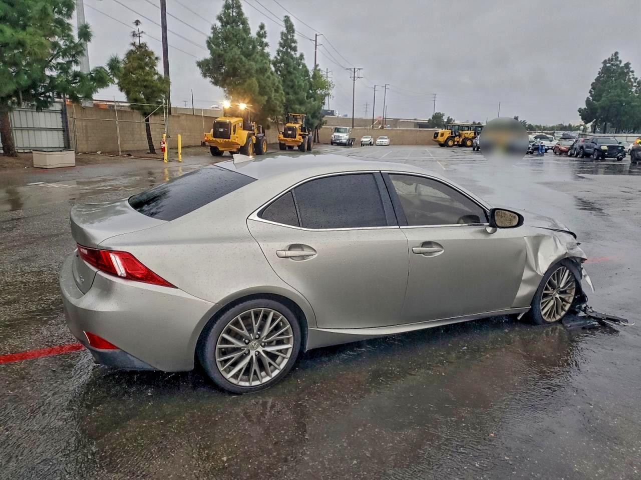 2015 LEXUS IS 250