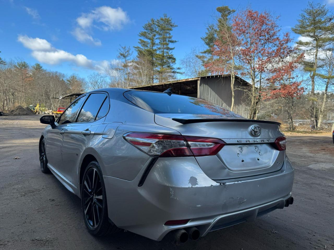 2019 TOYOTA CAMRY