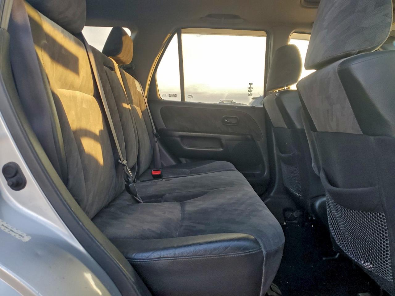 2004 HONDA CR-V