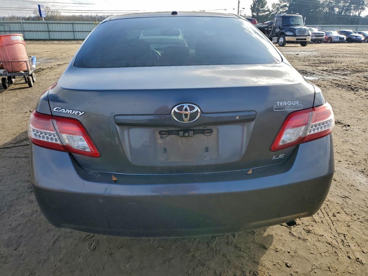 2010 TOYOTA CAMRY