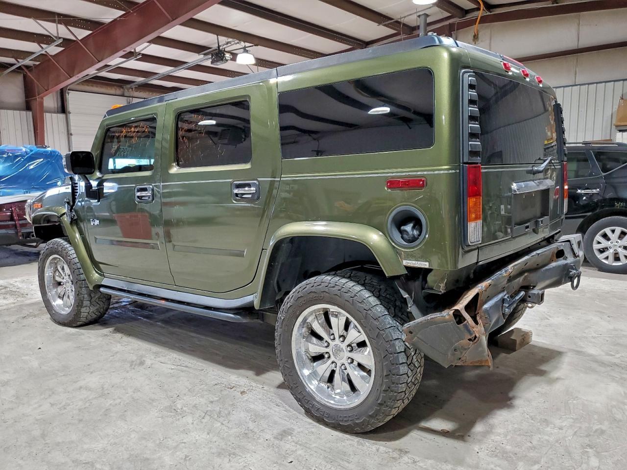 2004 HUMMER H2