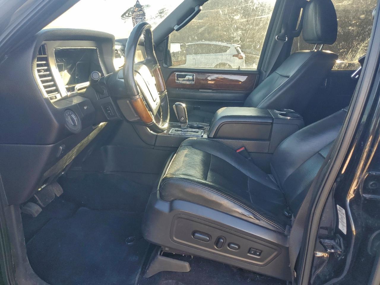 2013 LINCOLN Navigator